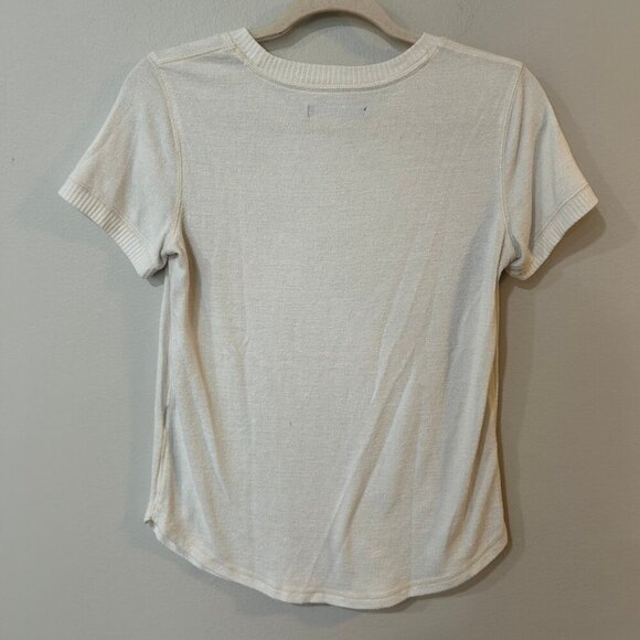 Abercrombie & Fitch Lightweight White Crewneck T-Shirt Women’s Size Small - Picture 5 of 5